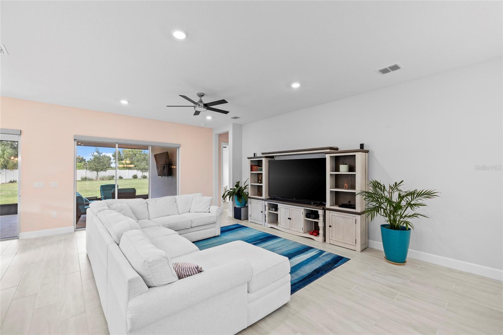 ESPLANADE NORTH AT ARTISAN LAKES SUBPH I - Residential