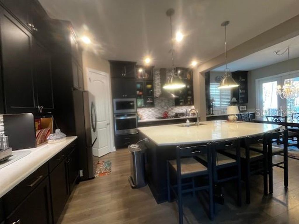 Photo of 710 36th Avenue N, St Petersburg, FL 33704 (MLS # TB8493823)