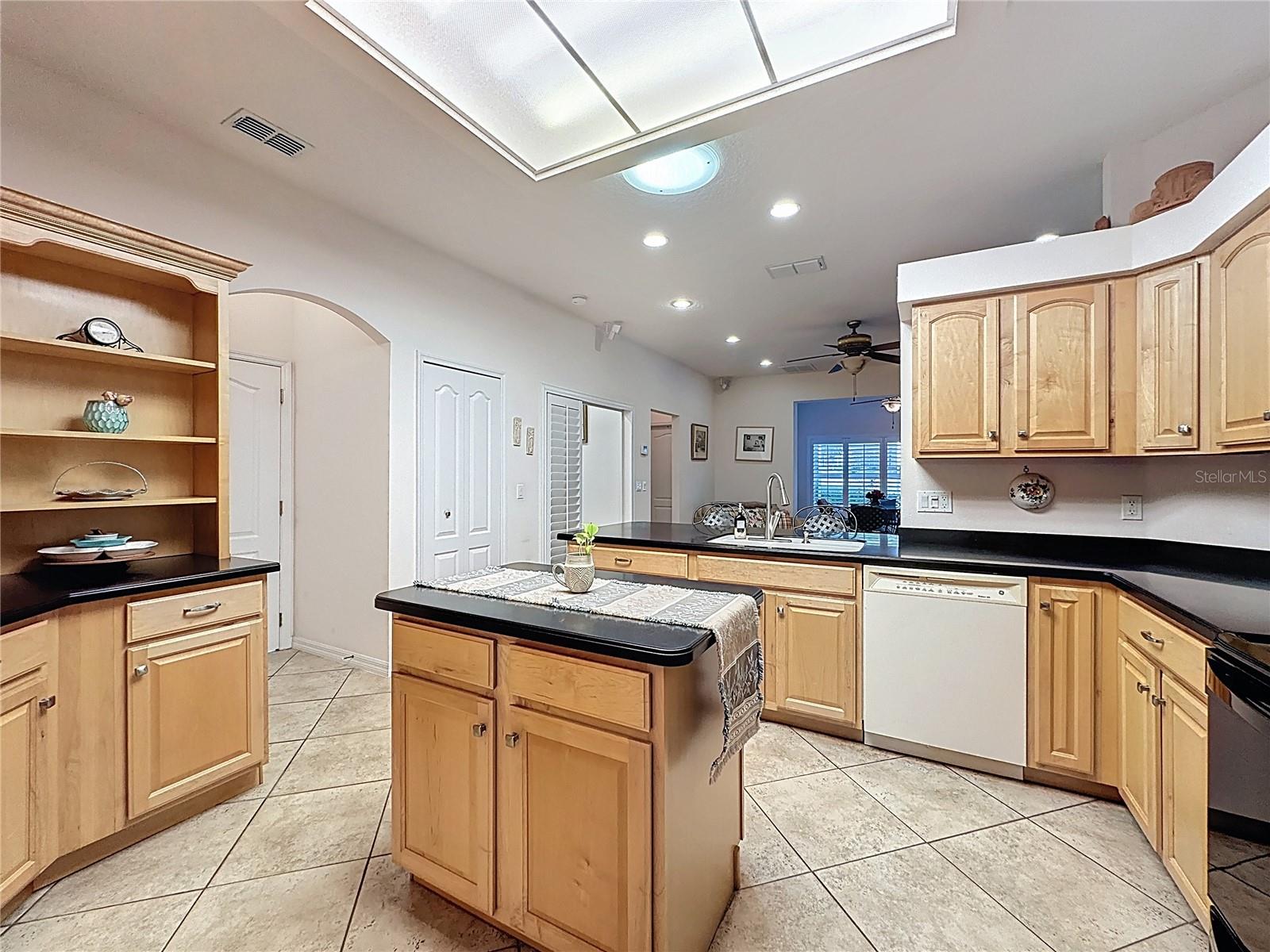 KINGS RIDGE - Residential