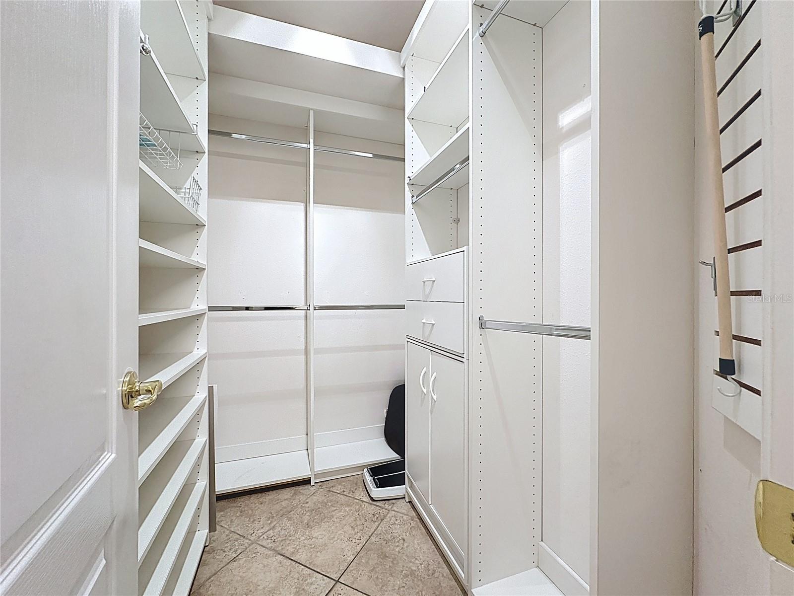 KINGS RIDGE - Residential