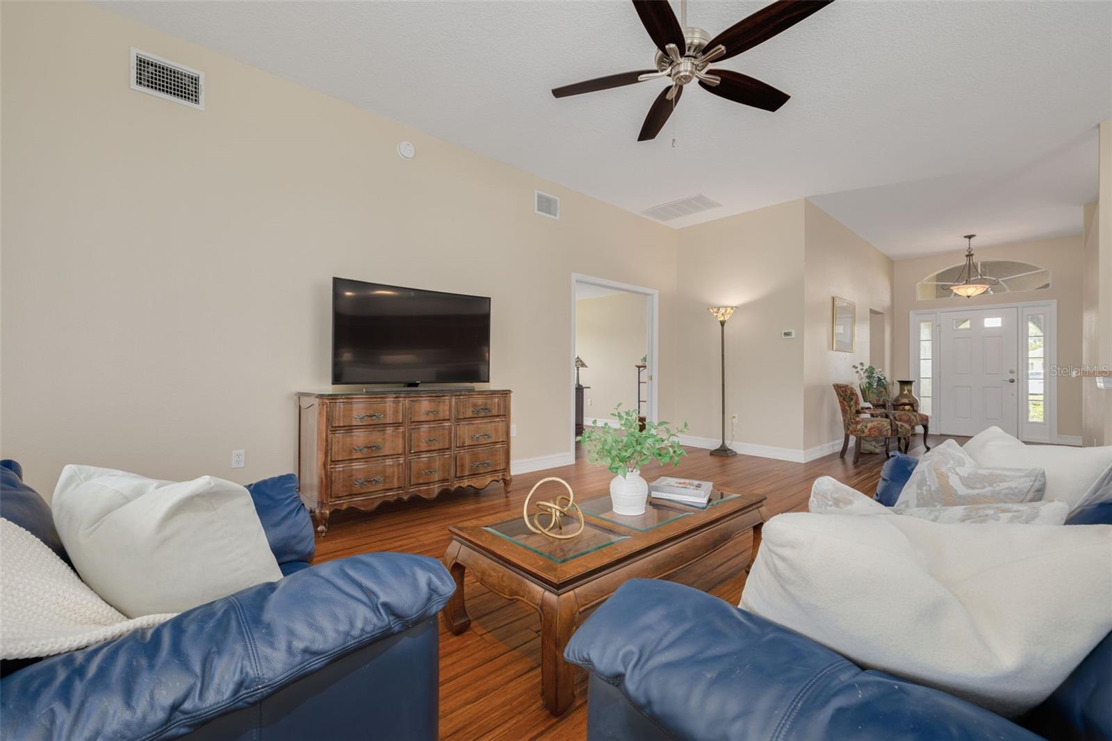 HERITAGE SPGS VILLAGE 18 - Residential