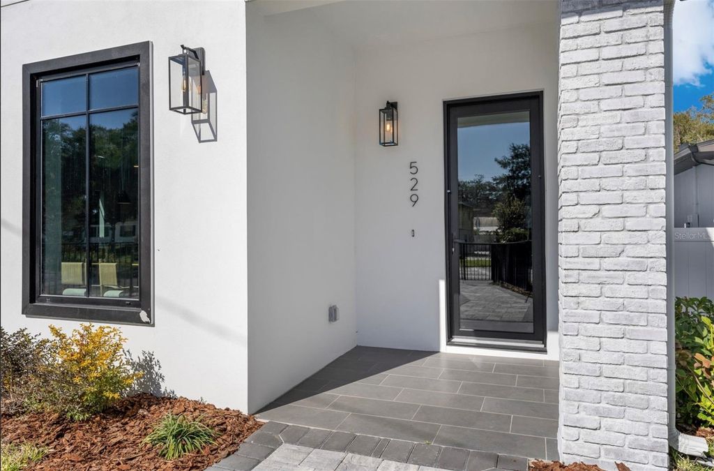 Photo of 529 W Princeton Street, Orlando, FL 32804 (MLS # O6380102)