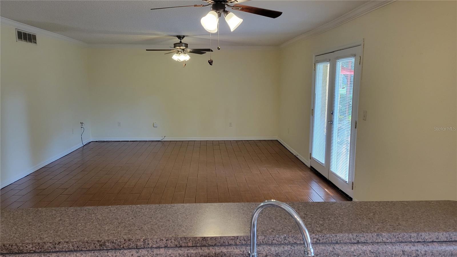 VISTAS ON BENEVA - Residential Lease