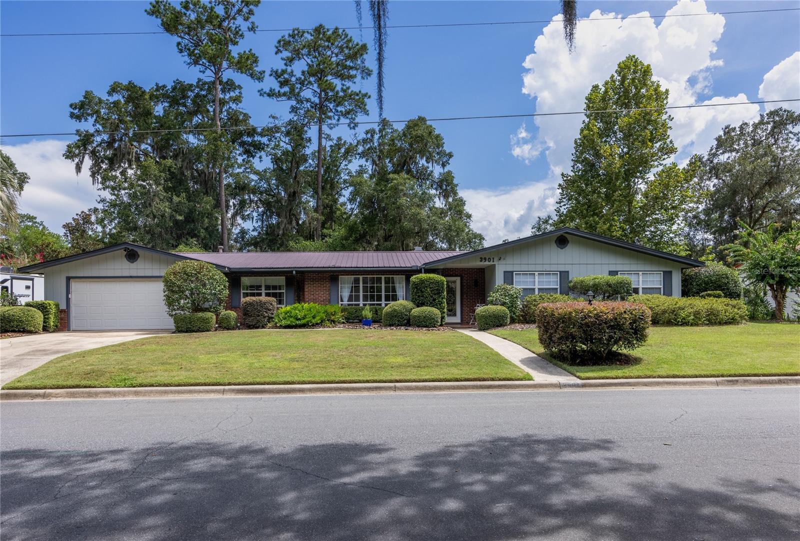 3901 NW 35TH PLACE