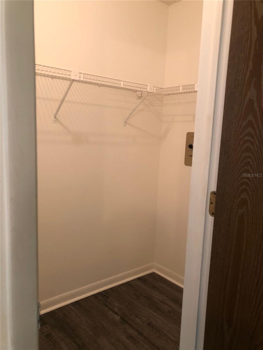 DELTONA LAKES UNIT 27 - Residential Lease