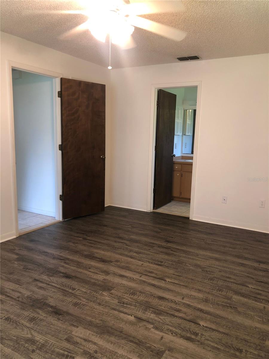 DELTONA LAKES UNIT 27 - Residential Lease