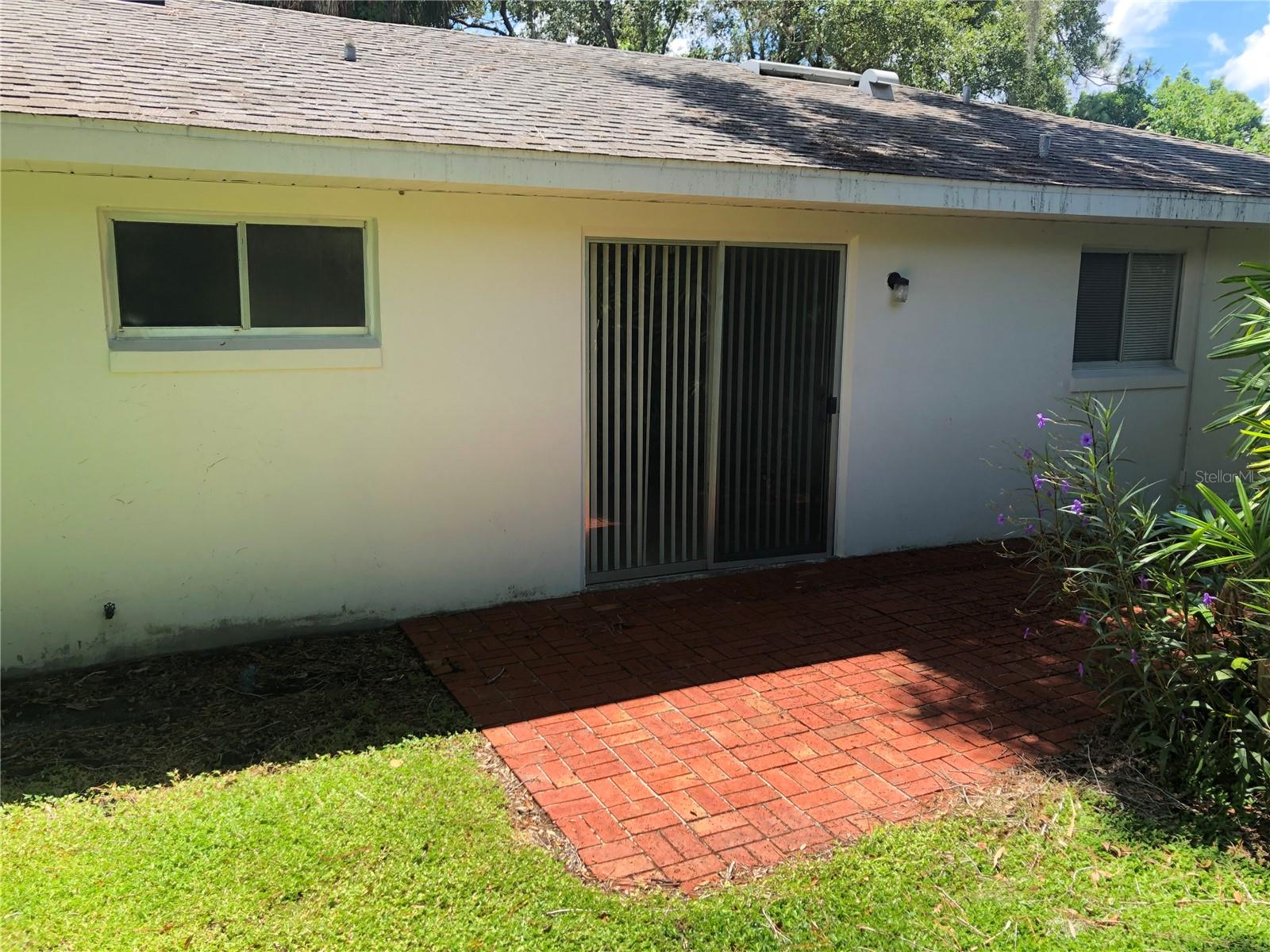 DELTONA LAKES UNIT 27 - Residential Lease
