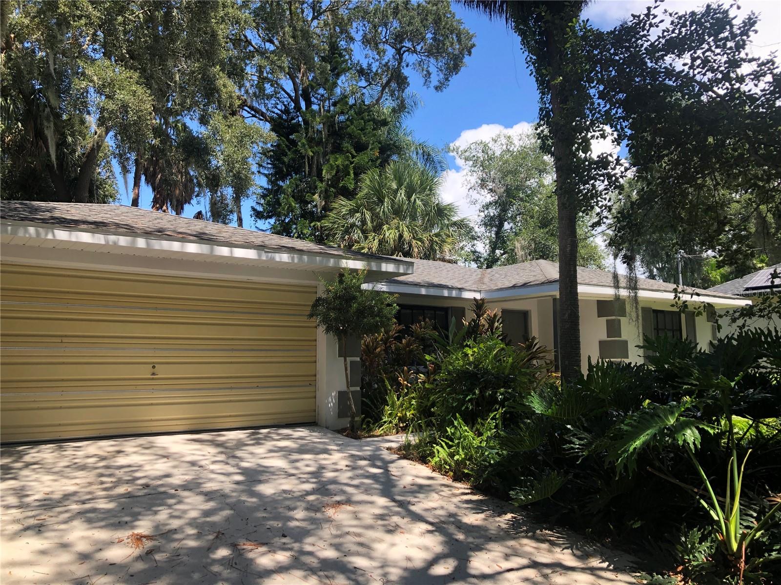 DELTONA LAKES UNIT 27 - Residential Lease