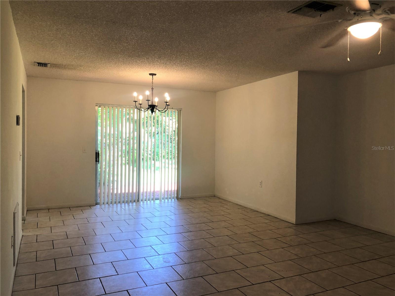 DELTONA LAKES UNIT 27 - Residential Lease