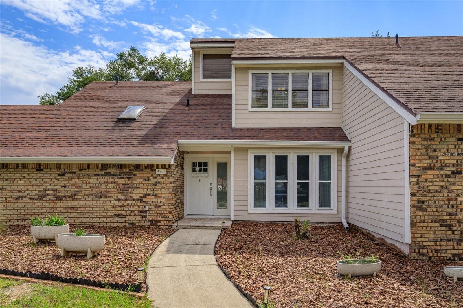 4951 COURTLAND LOOP