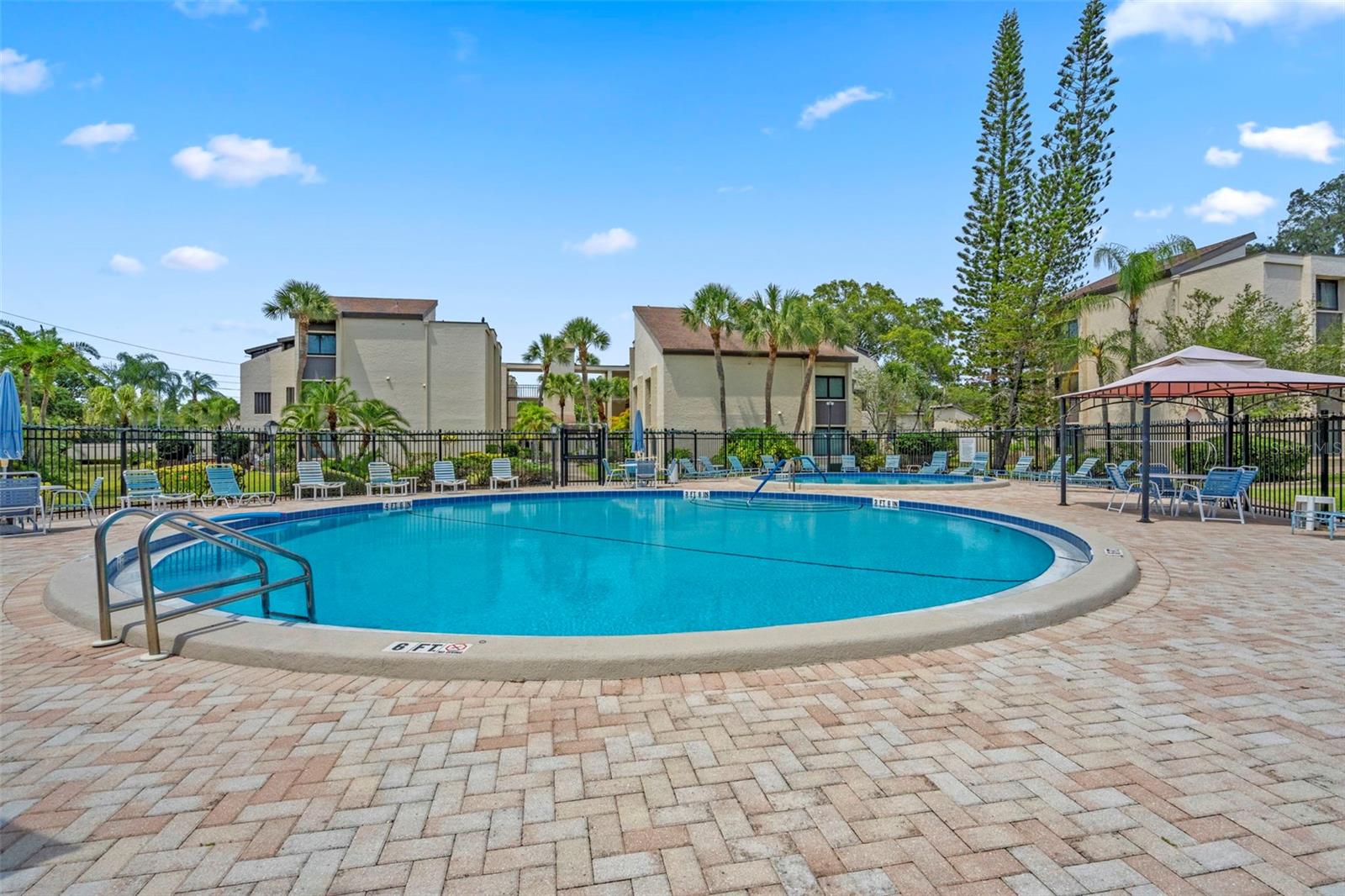 CHATEAU BELLEAIR CONDO - Residential