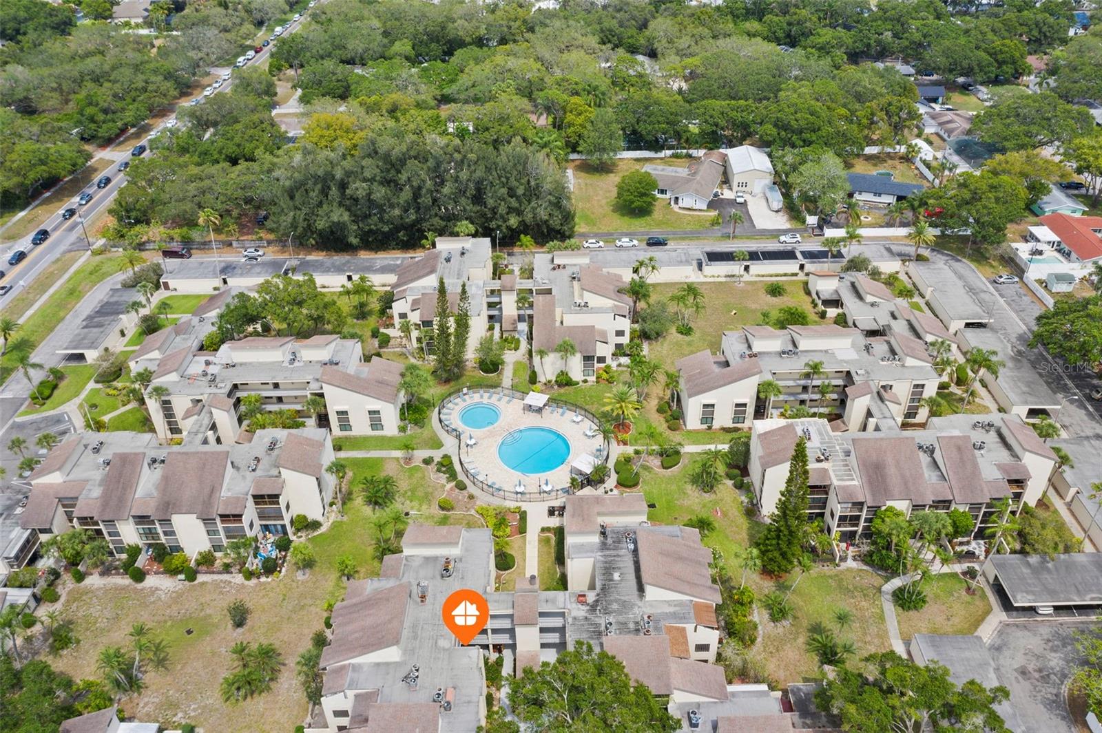 CHATEAU BELLEAIR CONDO - Residential