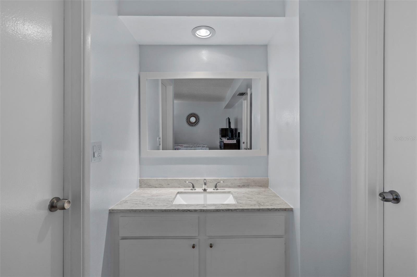 CHATEAU BELLEAIR CONDO - Residential
