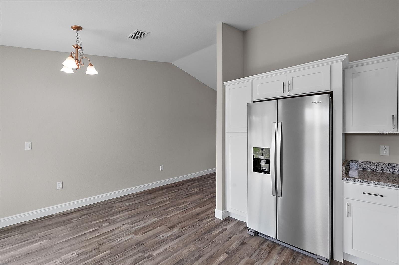 SILVER SPRINGS SHORES - Residential