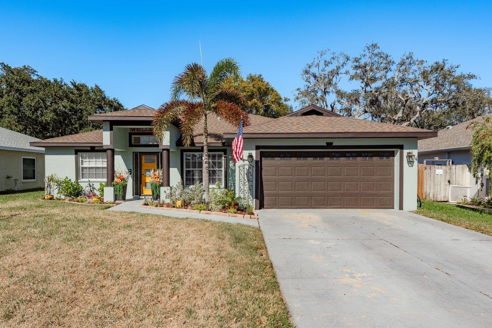 SHADOW OAKS - Residential