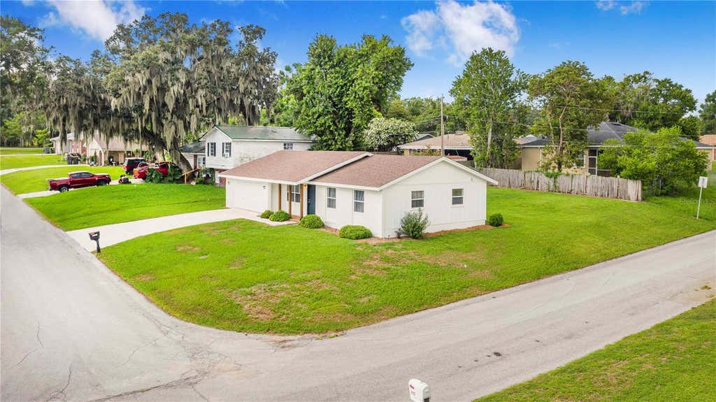 Photo of 4921 Sharon Avenue, Lakeland, FL 33812 (MLS # P4939167)