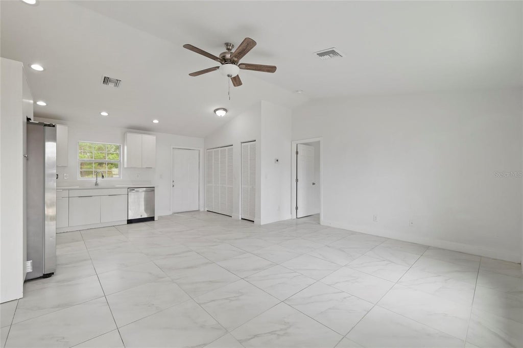 Photo of 107 Elba Drive NE, Lake Placid, FL 33852 (MLS # P4939027)