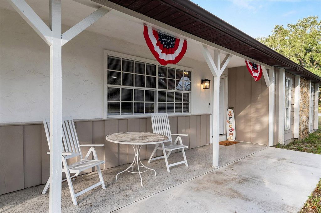 Photo of 1714 SE 7th Avenue, Ocala, FL 34471 (MLS # OM716755)