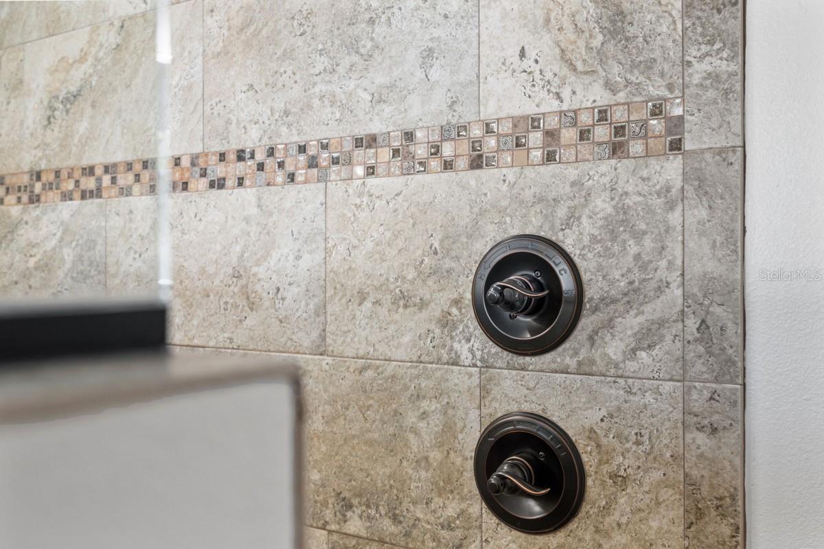 SADDLEWOOD - Residential