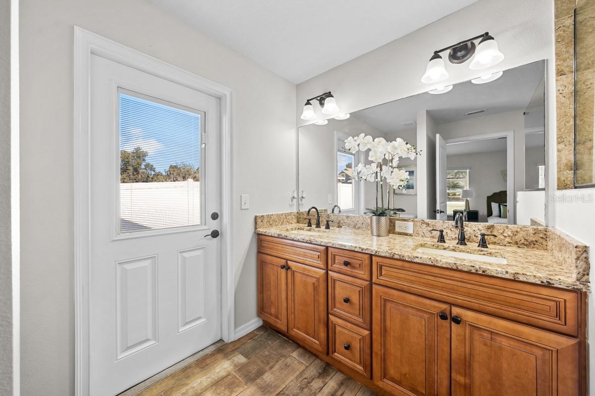 SADDLEWOOD - Residential