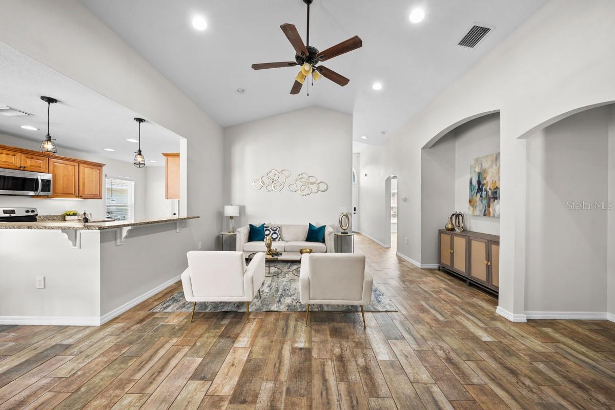 SADDLEWOOD - Residential