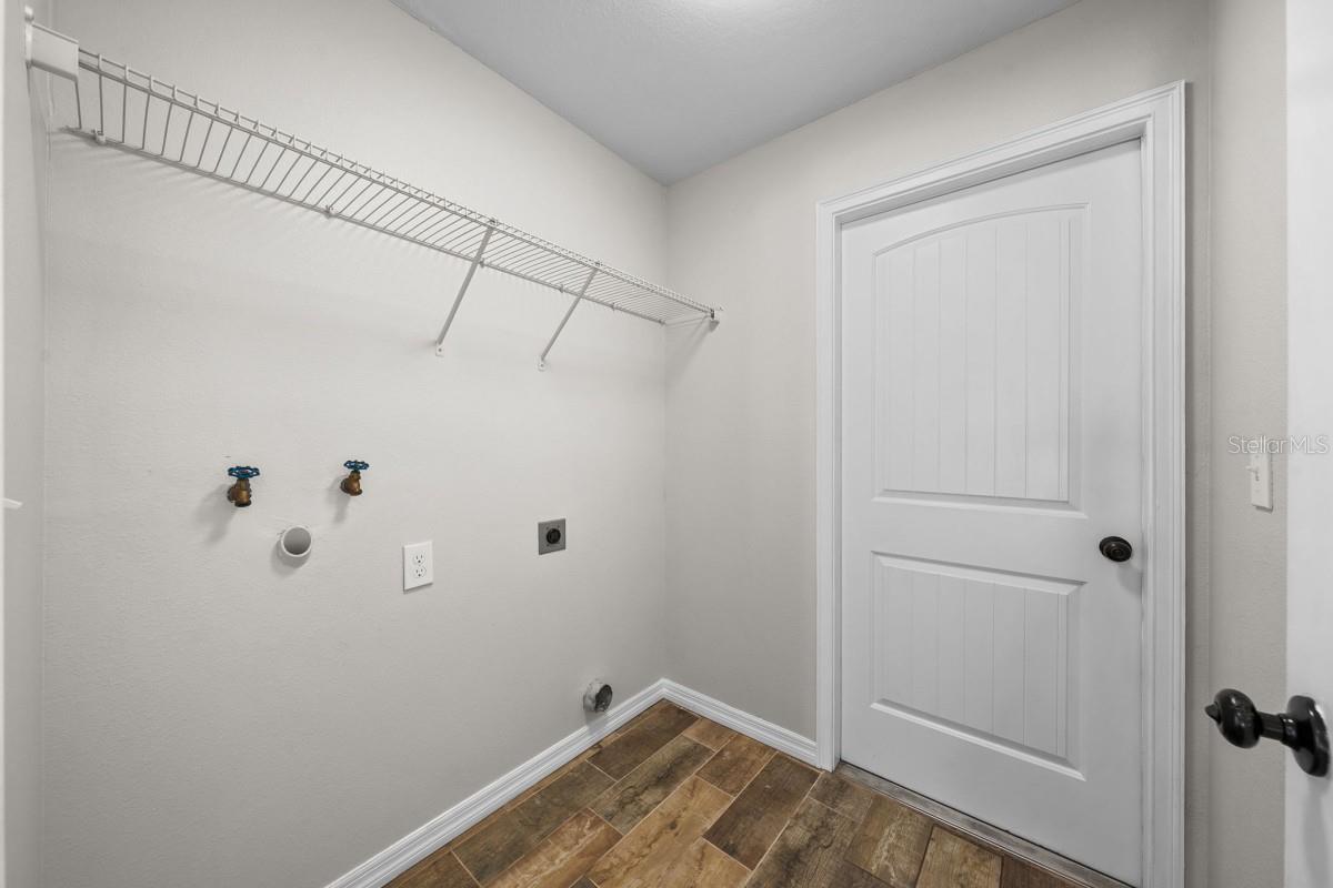 SADDLEWOOD - Residential