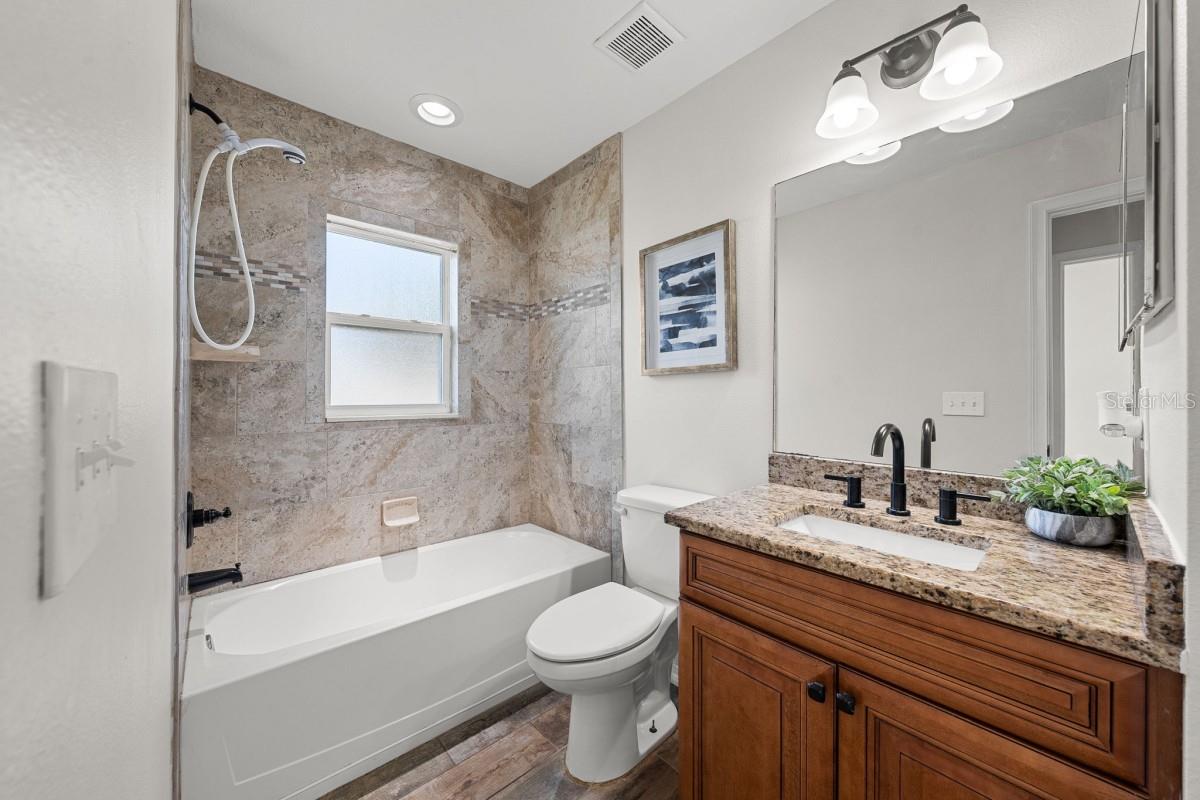 SADDLEWOOD - Residential