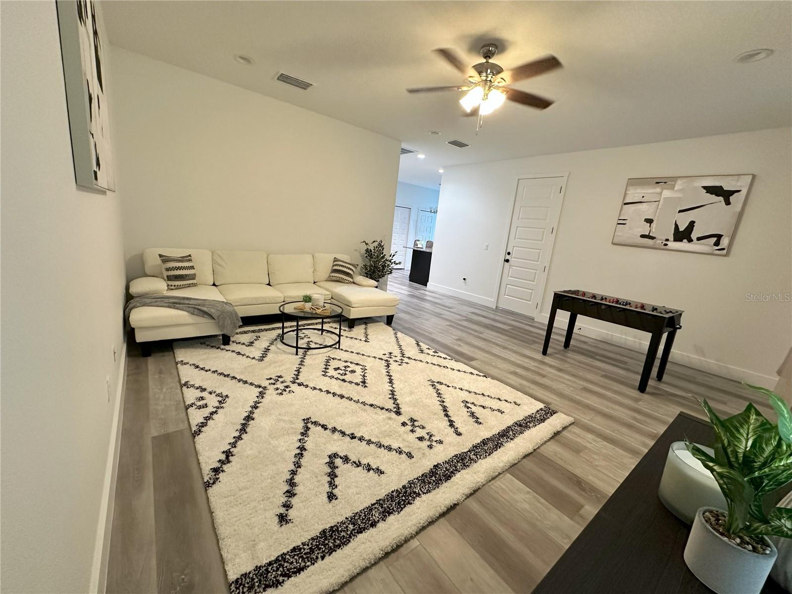 3208 DELEUIL AVENUE