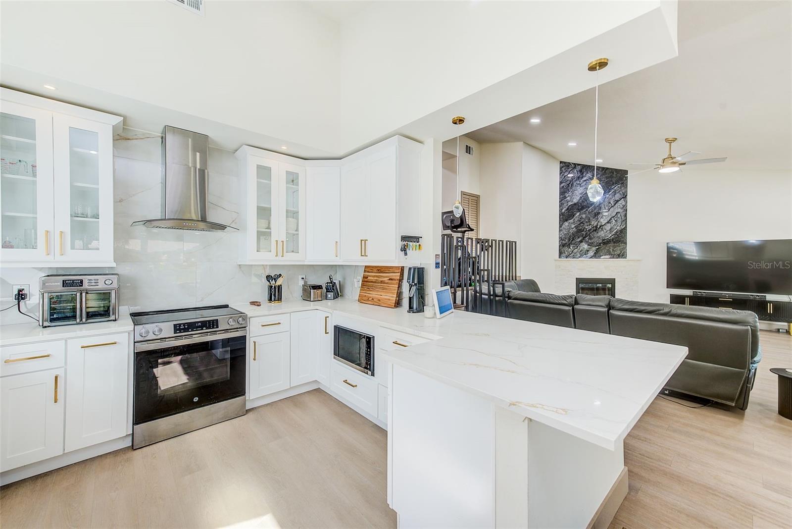 SUBURBAN ESTATES 2ND ADD - Residential