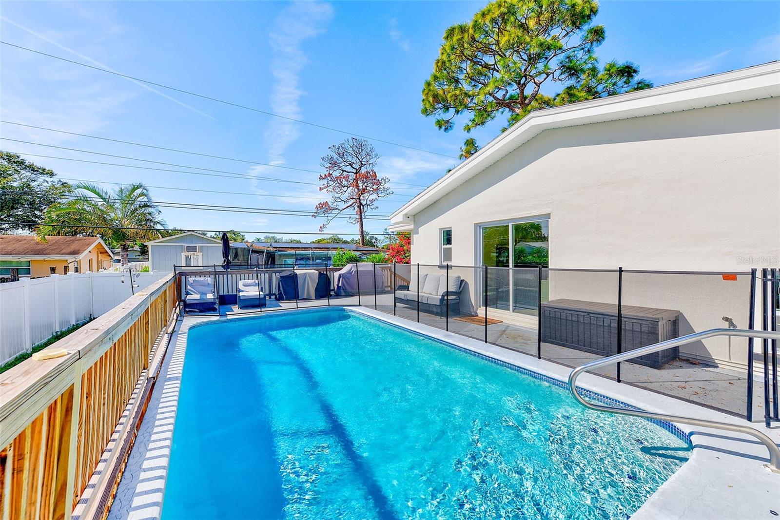 SUBURBAN ESTATES 2ND ADD - Residential