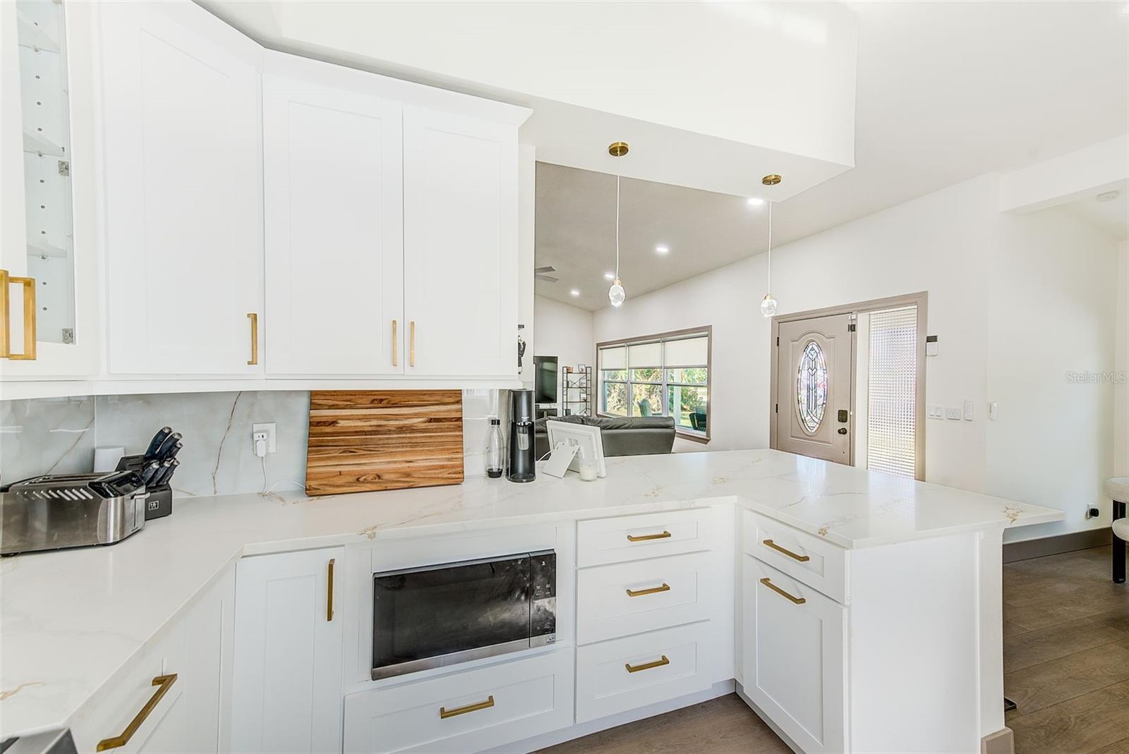 SUBURBAN ESTATES 2ND ADD - Residential