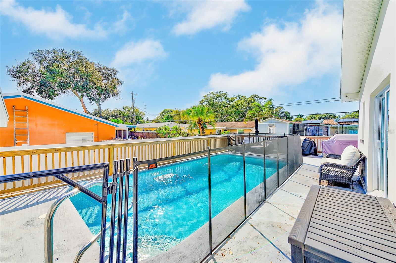 SUBURBAN ESTATES 2ND ADD - Residential