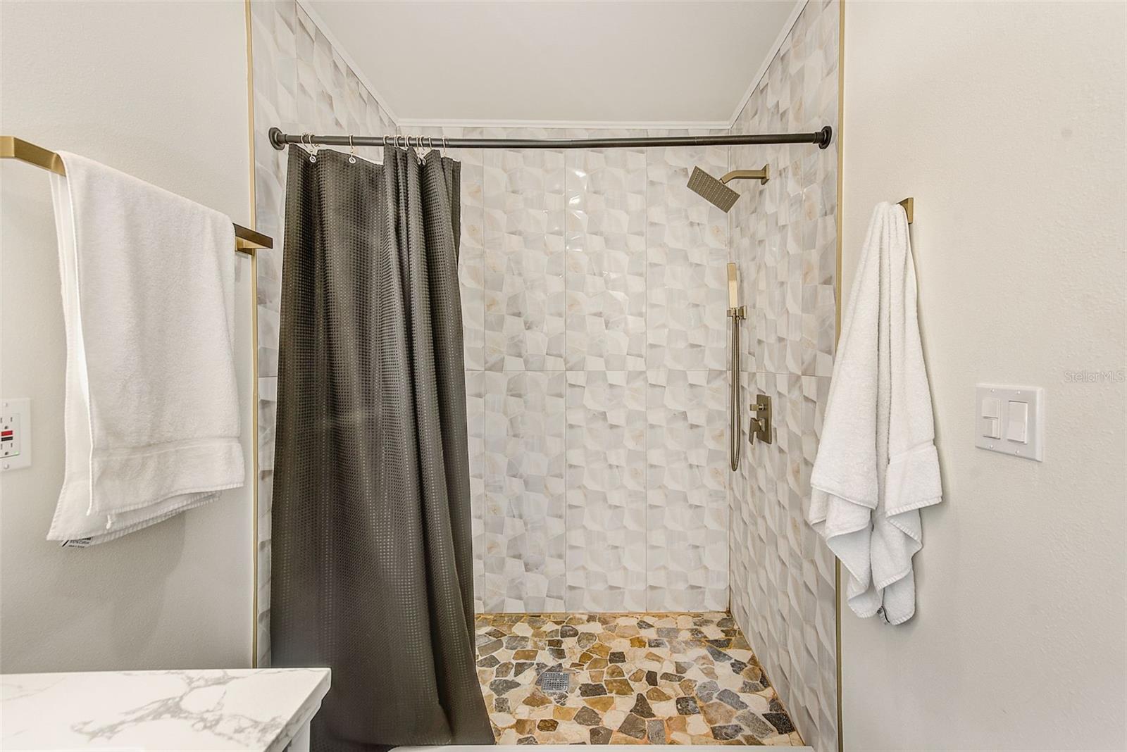 SUBURBAN ESTATES 2ND ADD - Residential