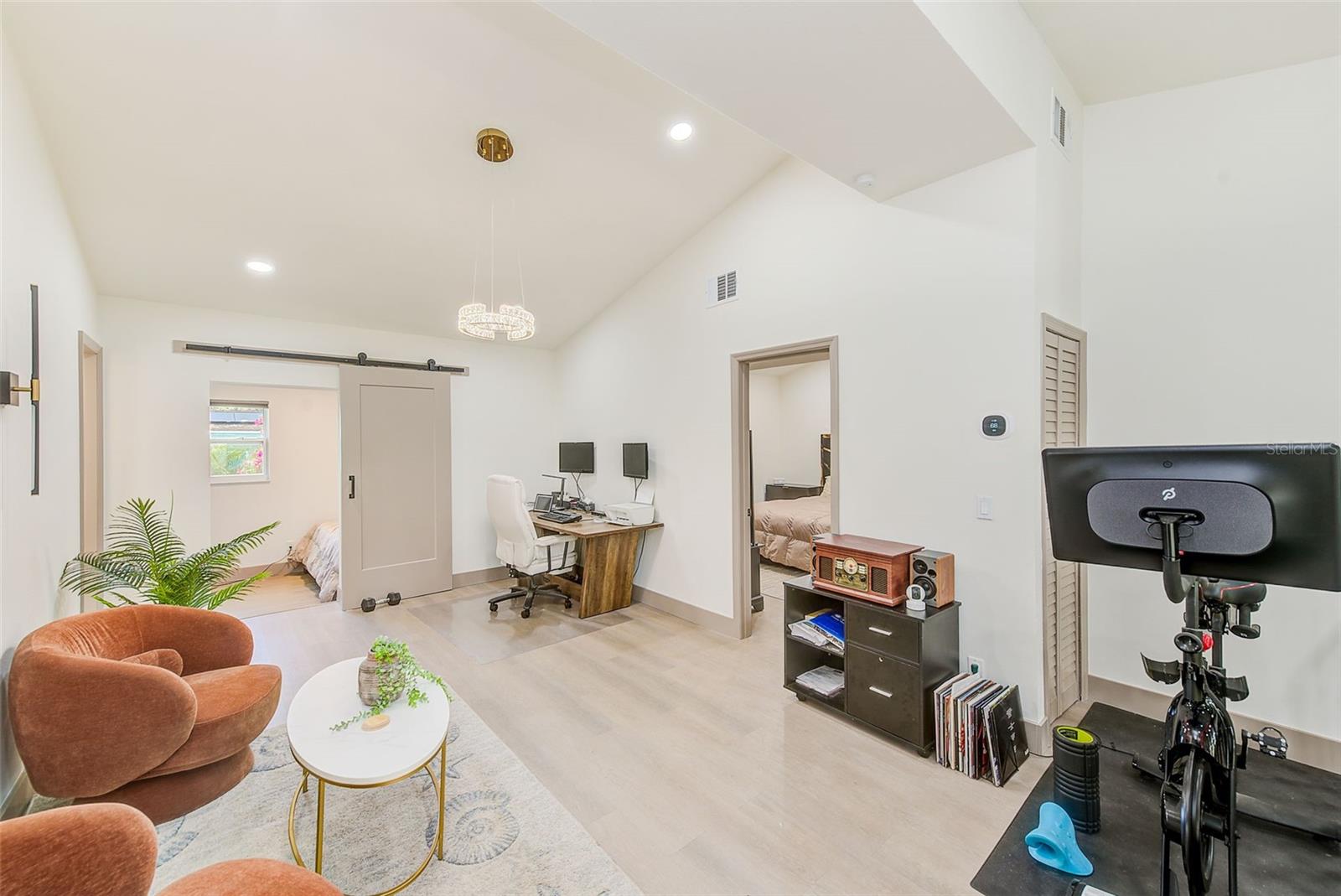 SUBURBAN ESTATES 2ND ADD - Residential