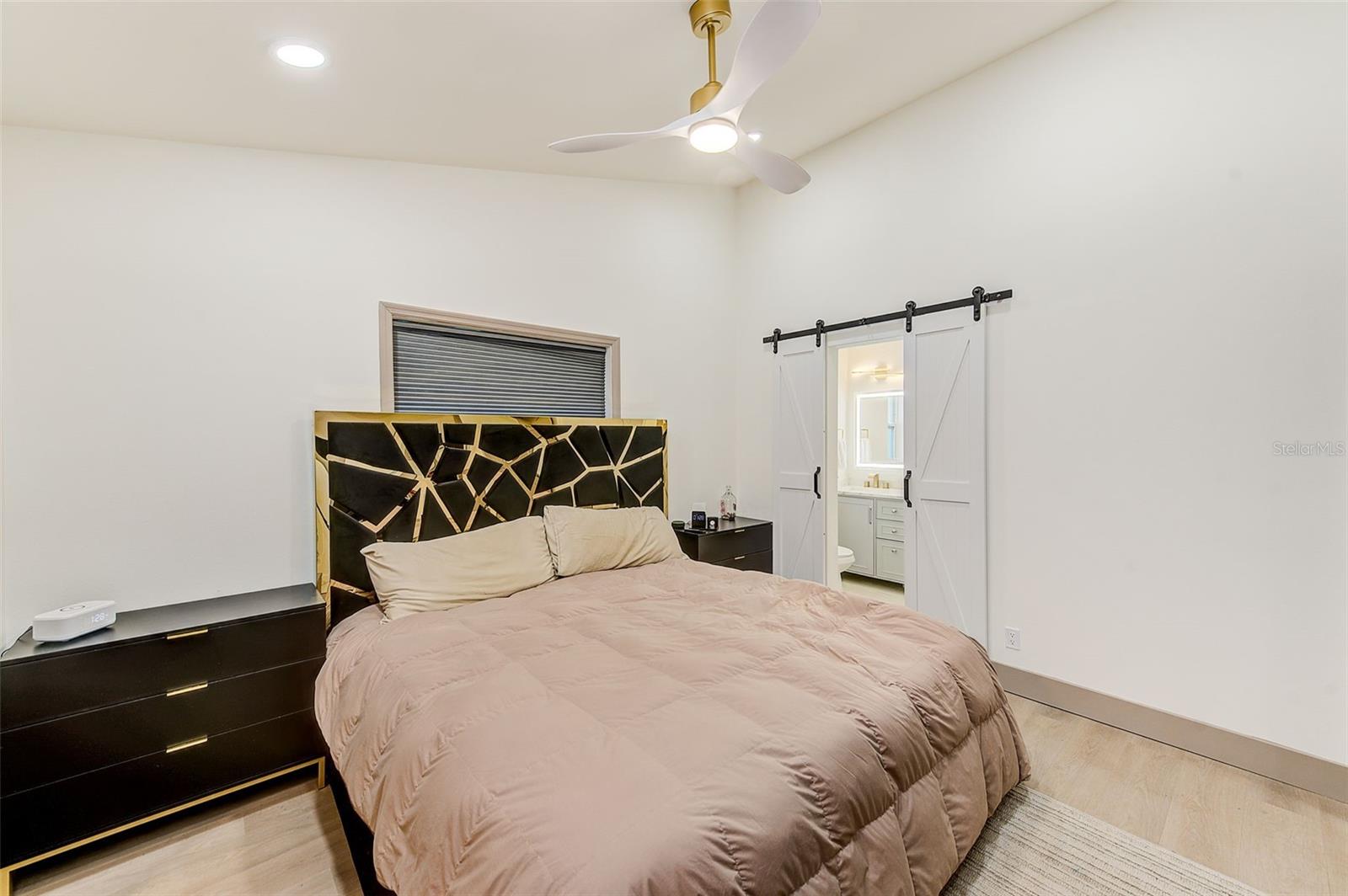 SUBURBAN ESTATES 2ND ADD - Residential