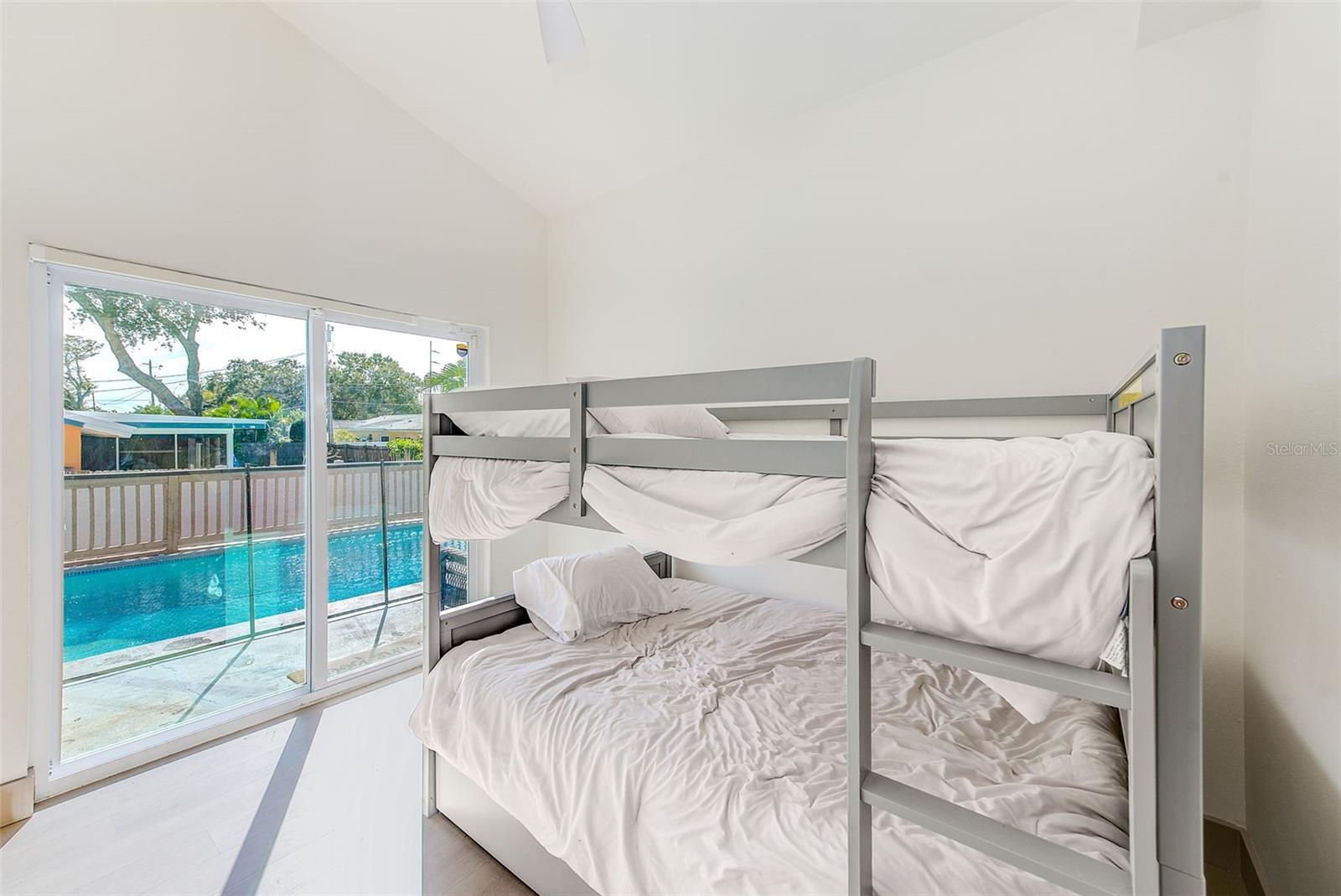 SUBURBAN ESTATES 2ND ADD - Residential