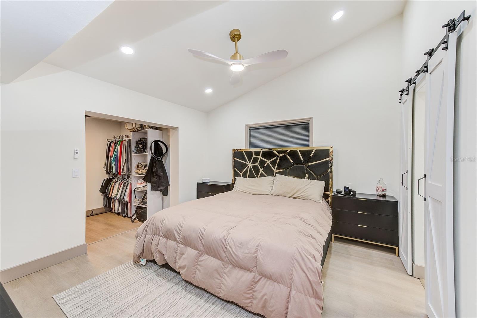 SUBURBAN ESTATES 2ND ADD - Residential