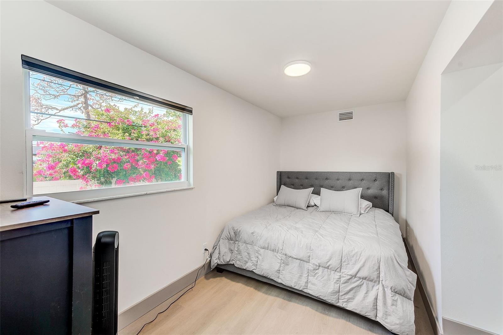 SUBURBAN ESTATES 2ND ADD - Residential