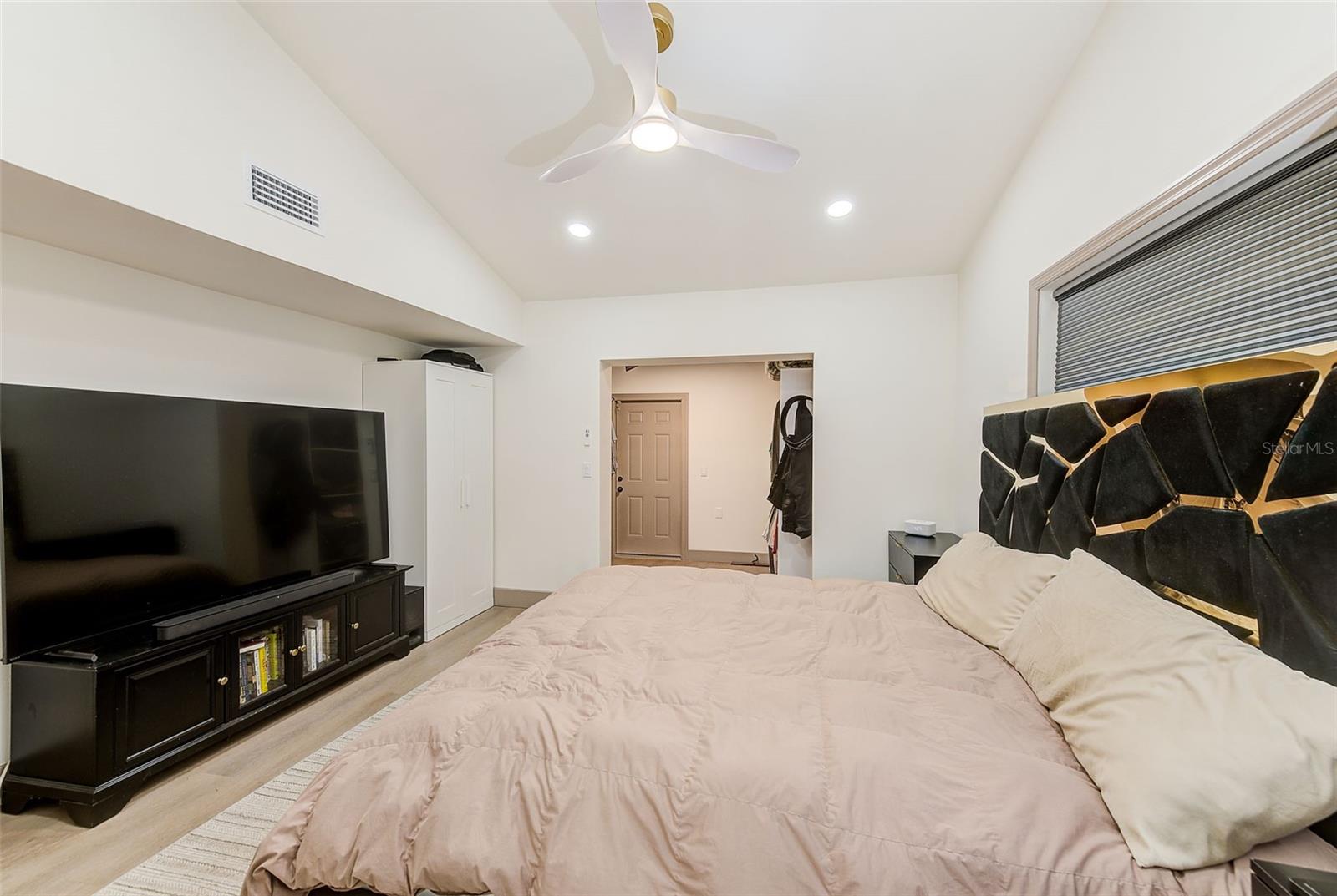 SUBURBAN ESTATES 2ND ADD - Residential