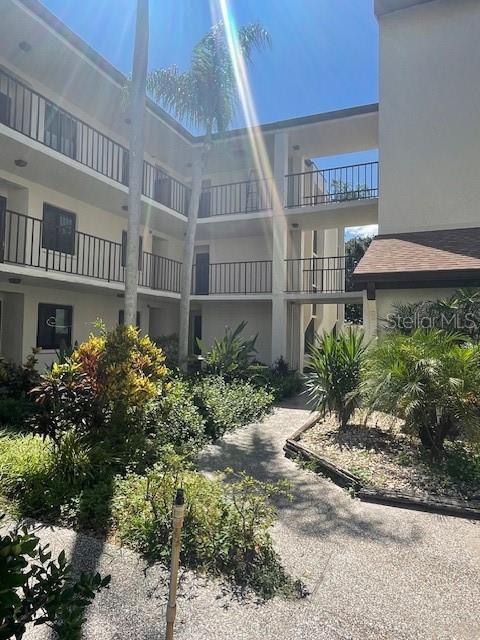 CHATEAU BELLEAIR CONDO - Residential