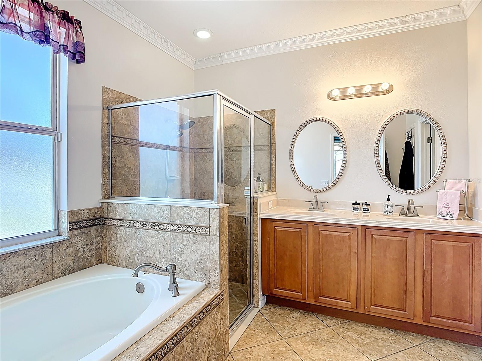 BELLALAGO PH 7L - Residential