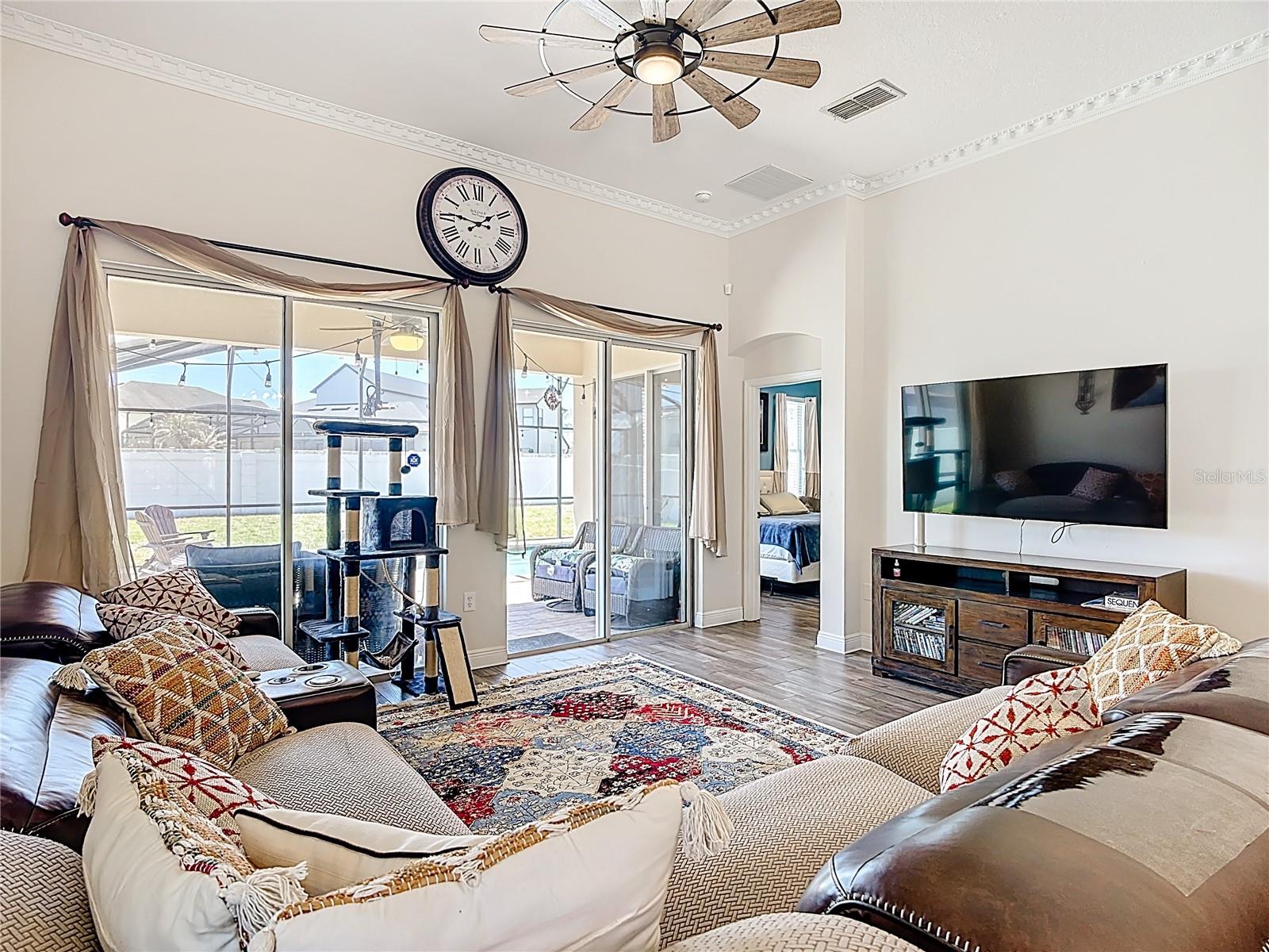 BELLALAGO PH 7L - Residential