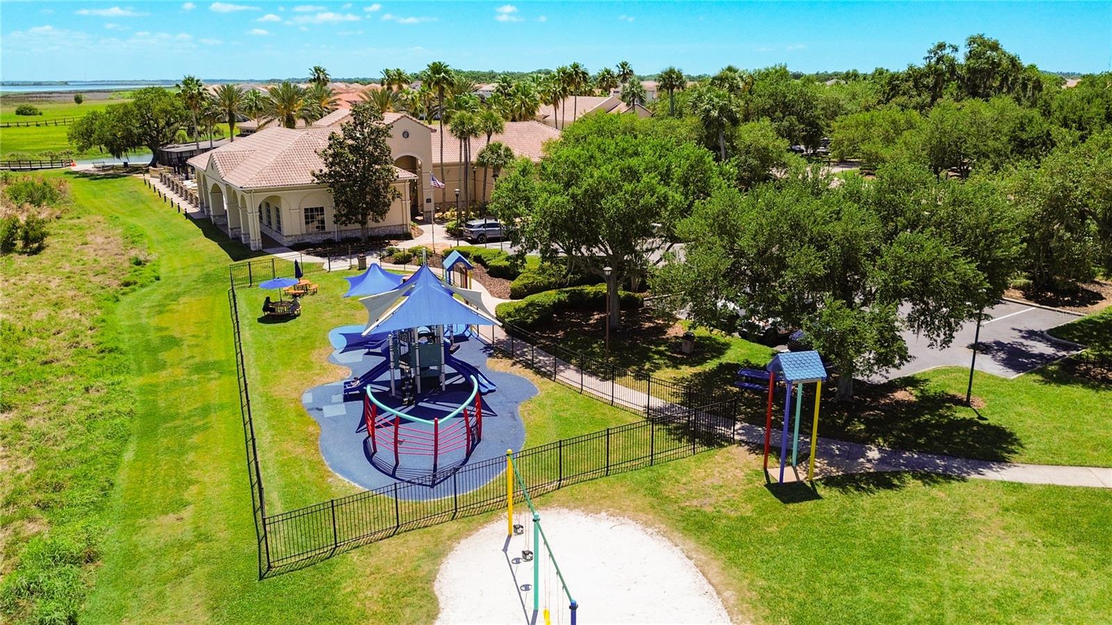 BELLALAGO PH 7L - Residential