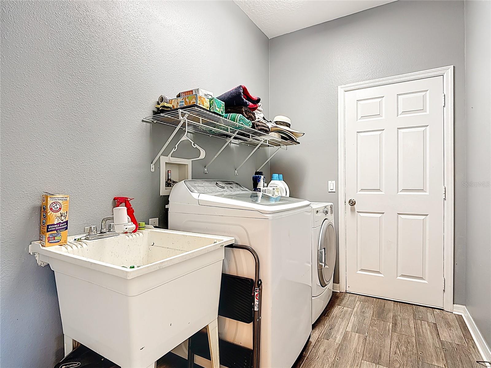 BELLALAGO PH 7L - Residential