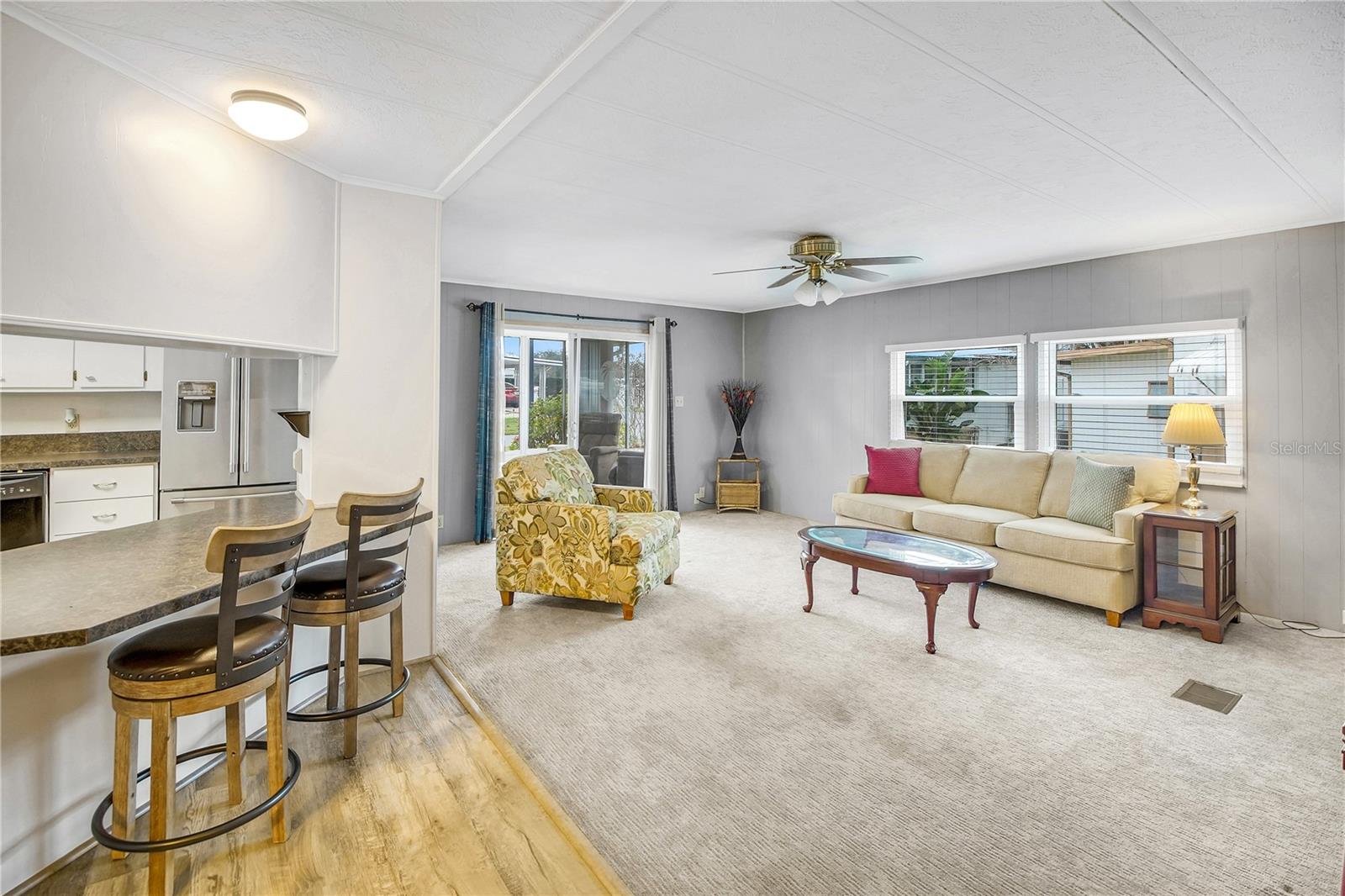 HARBOR OAKS HOMEOWNERS - Residential