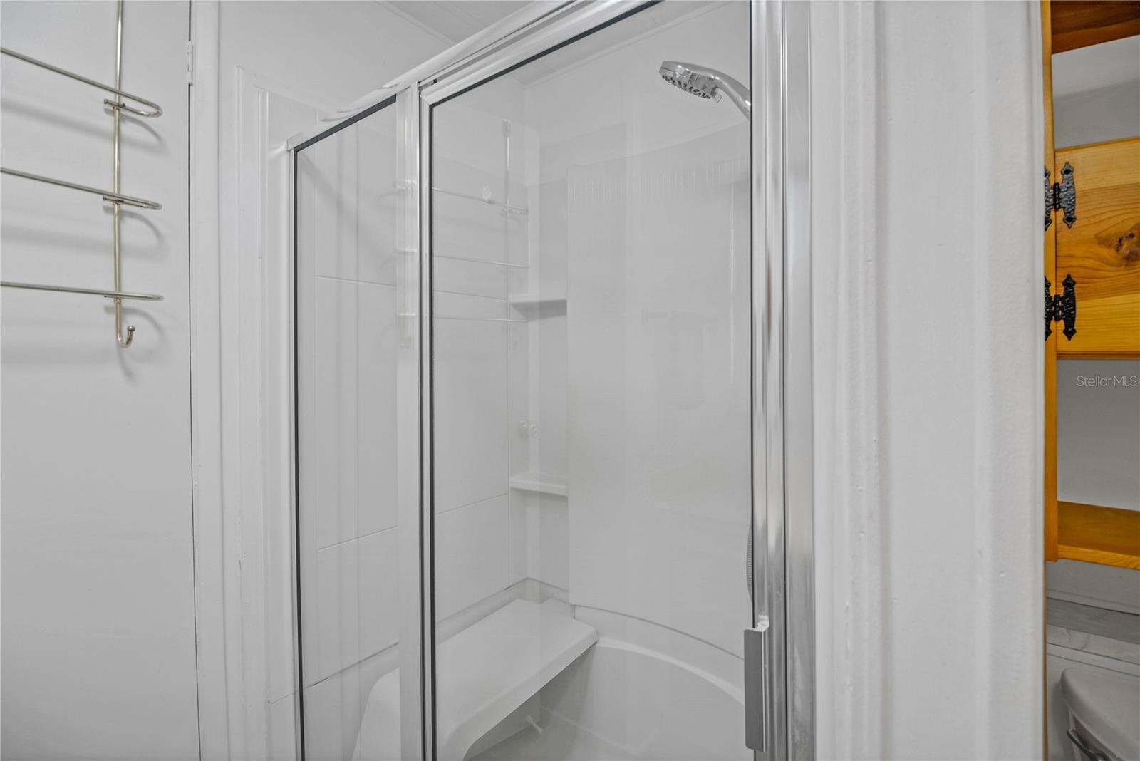 HARBOR OAKS HOMEOWNERS - Residential