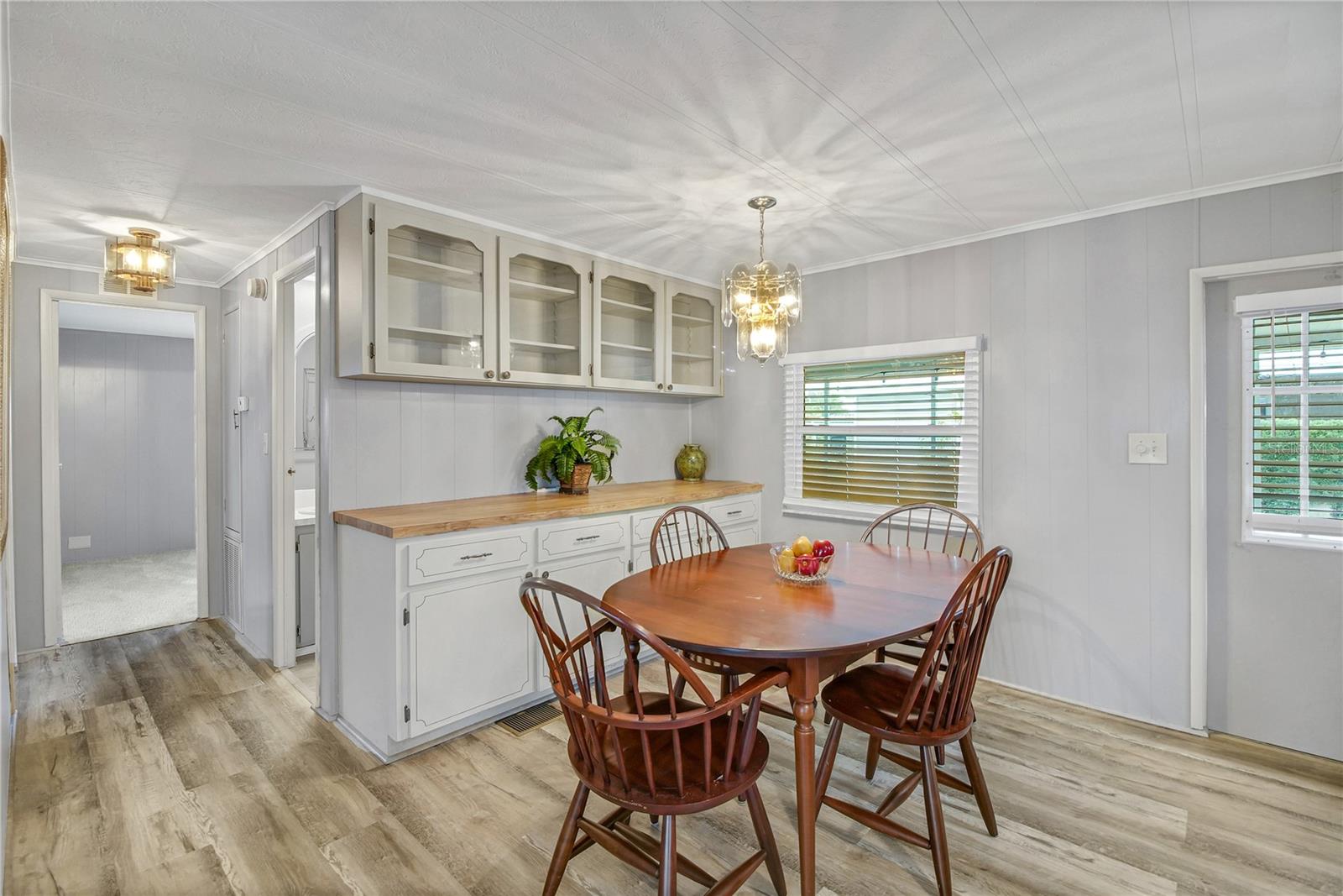 HARBOR OAKS HOMEOWNERS - Residential