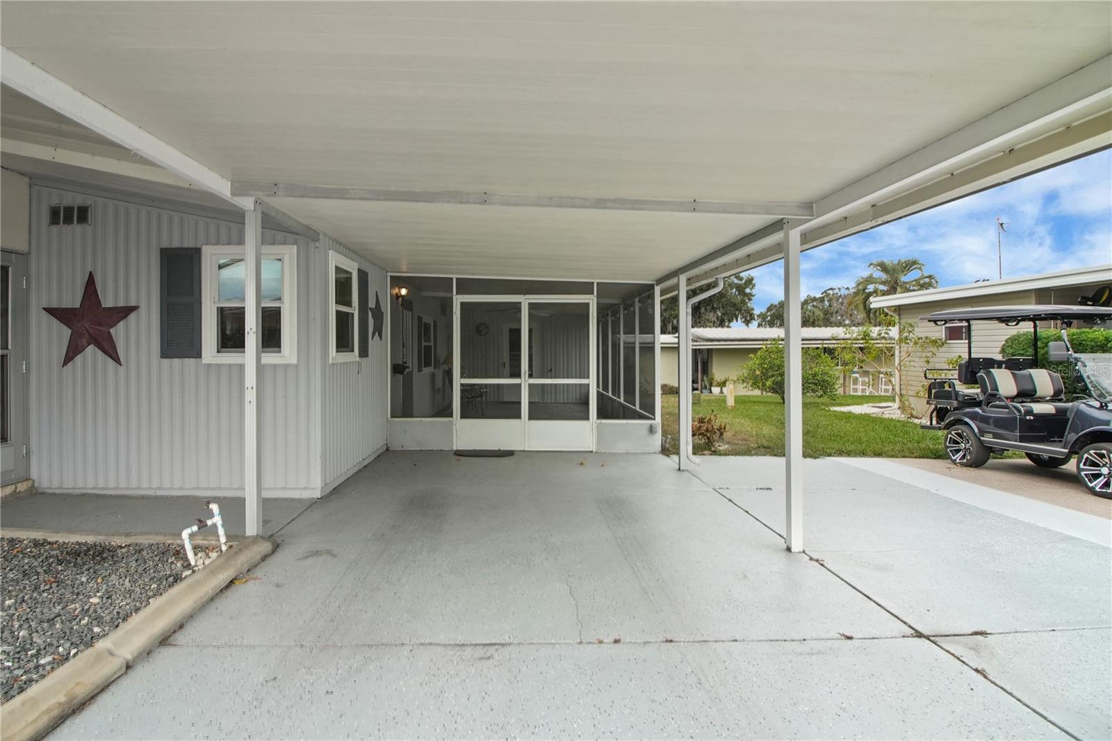 HARBOR OAKS HOMEOWNERS - Residential