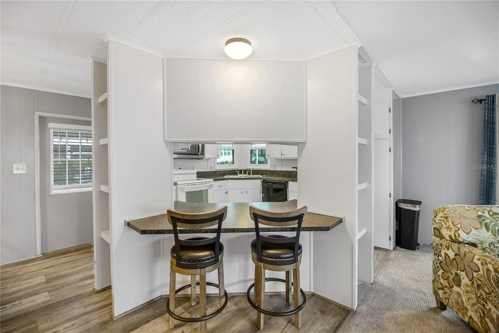 HARBOR OAKS HOMEOWNERS - Residential