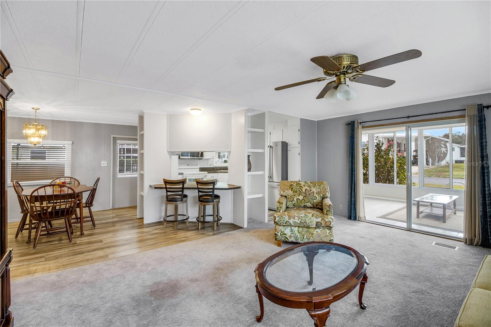 HARBOR OAKS HOMEOWNERS - Residential